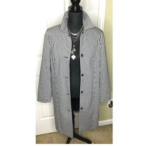 MADISON STUDIOS BLACK & WHITE CHECKERED COAT SIZE SMALL